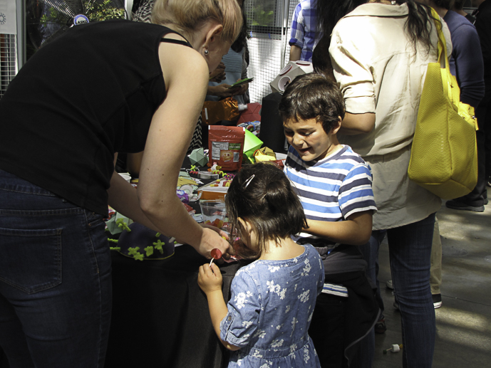 pandemic family day at the Cal Academy